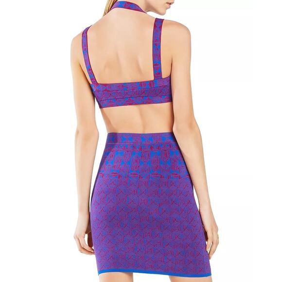 BCBGMAXAZRIA KIANA Geometric Jacquard Cropped Top Size Medium NWT Blue Red - Picture 2 of 9